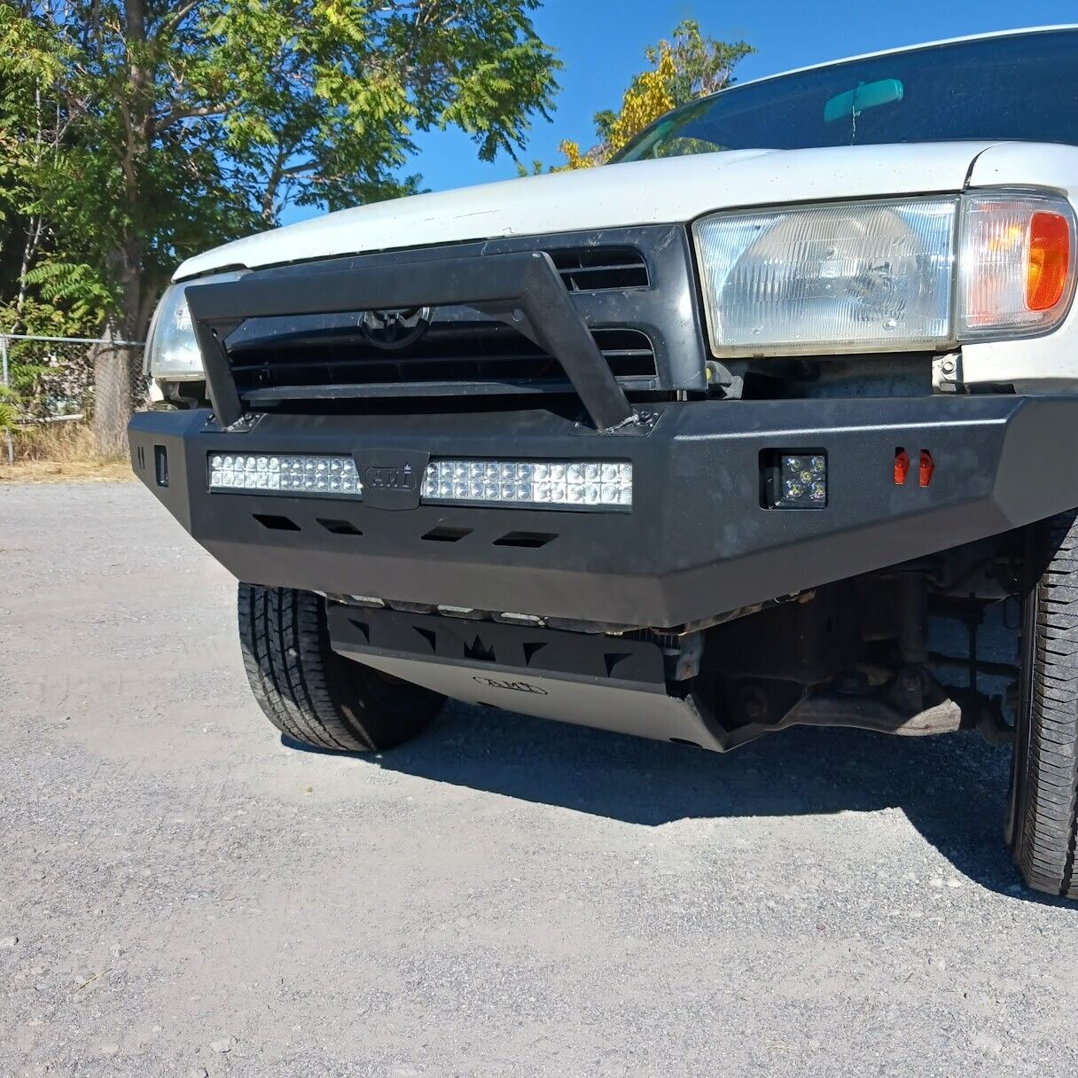 Toyota 4Runner Off-Road Sleek Front Bumper for Third Gen 96-02